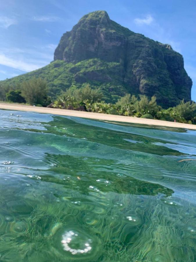 Residence Au Bout Du Morne Le Morne Eksteriør billede